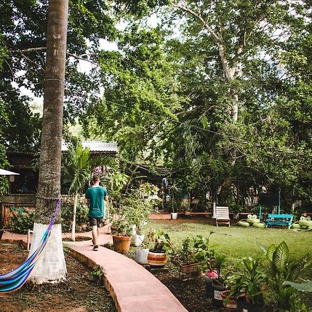 Yaxche Centro Hostal Y Camping บากาลาร์ ภายนอก รูปภาพ