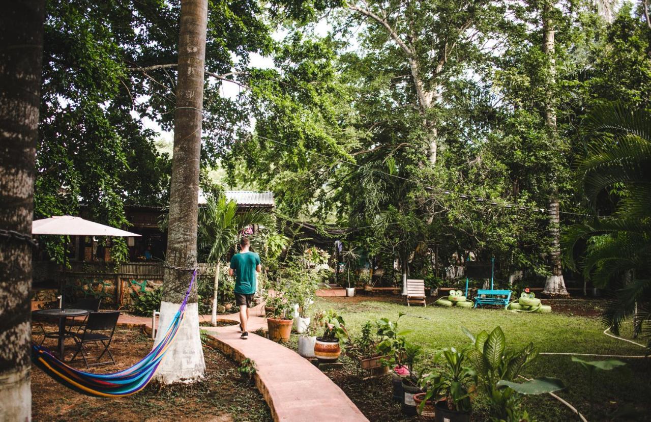 Yaxche Centro Hostal Y Camping บากาลาร์ ภายนอก รูปภาพ