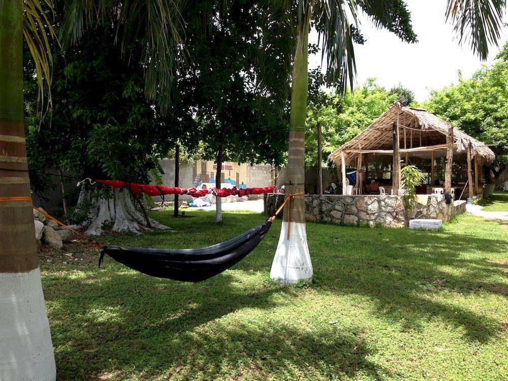 Yaxche Centro Hostal Y Camping บากาลาร์ ภายนอก รูปภาพ