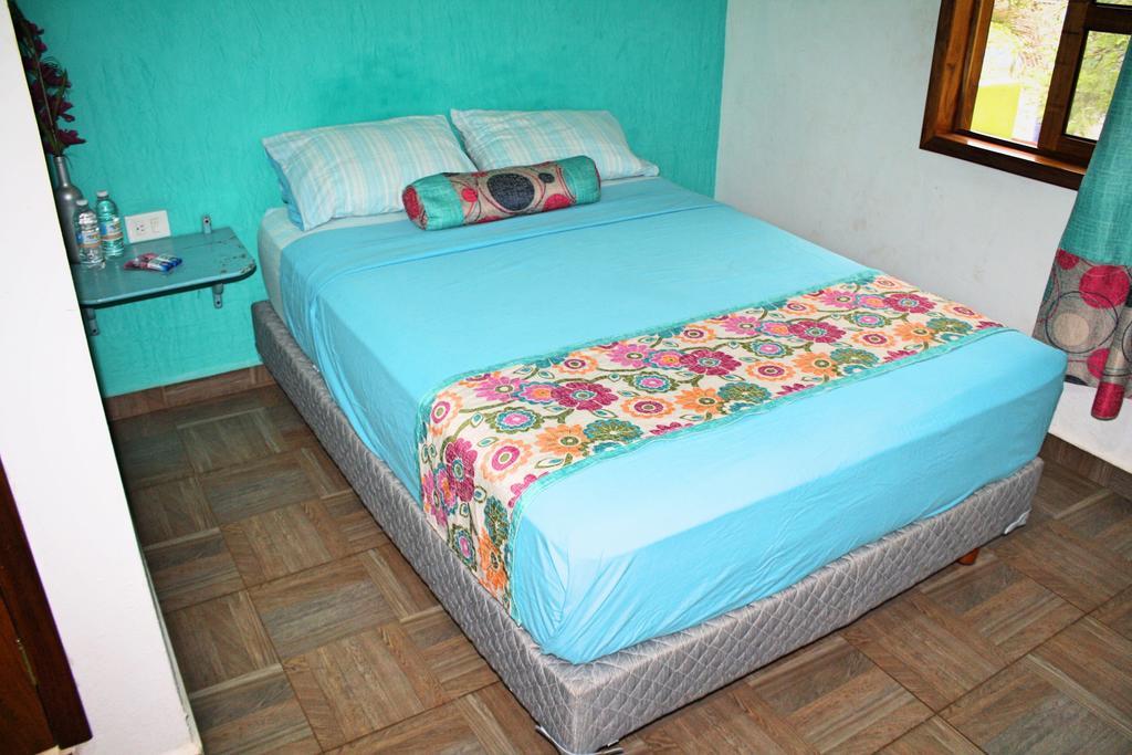 Yaxche Centro Hostal Y Camping บากาลาร์ ภายนอก รูปภาพ