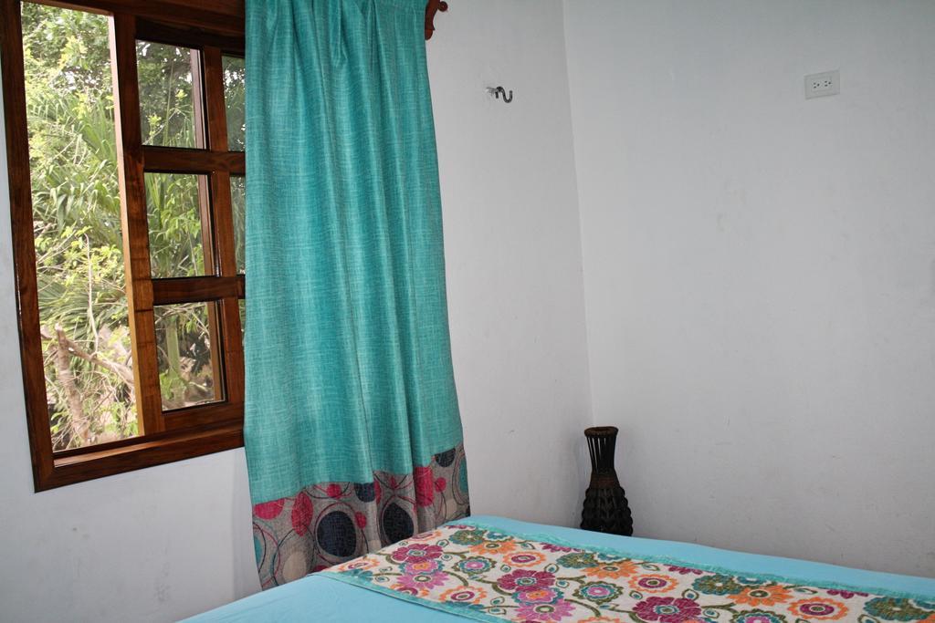 Yaxche Centro Hostal Y Camping บากาลาร์ ภายนอก รูปภาพ